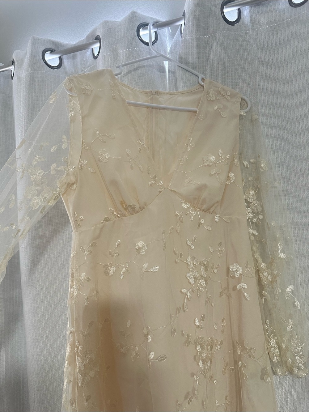 SHEIN Cream Long Sleeve Floral Embroidered Dress